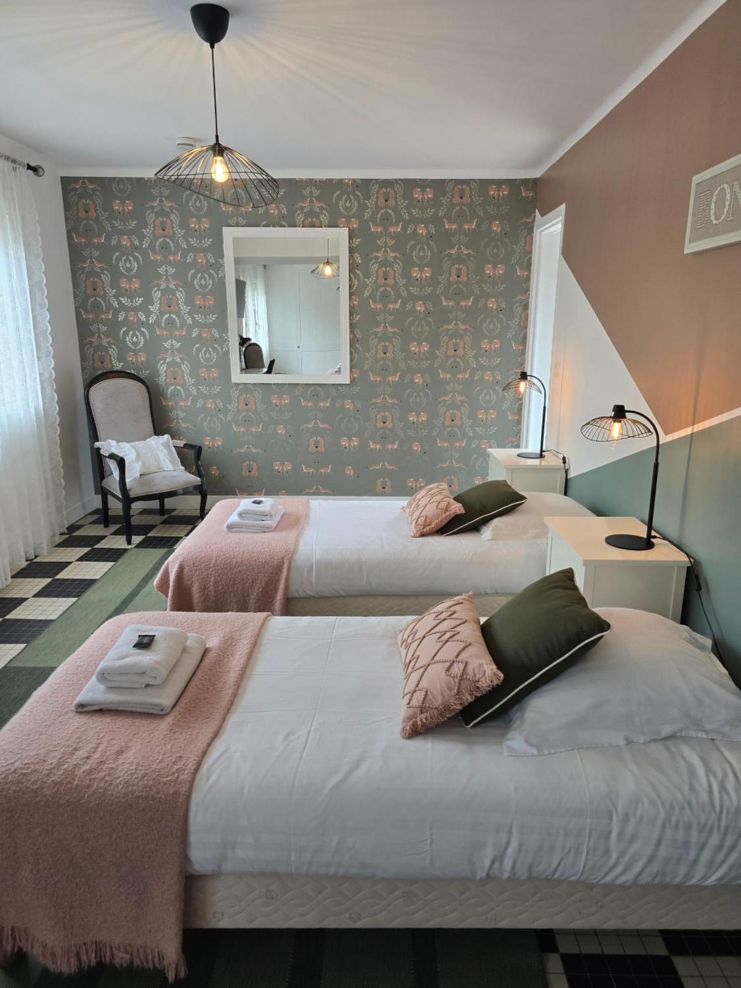 Hotel L'Ideal Le Mountbatten Arromanches-les-Bains Exteriér fotografie
