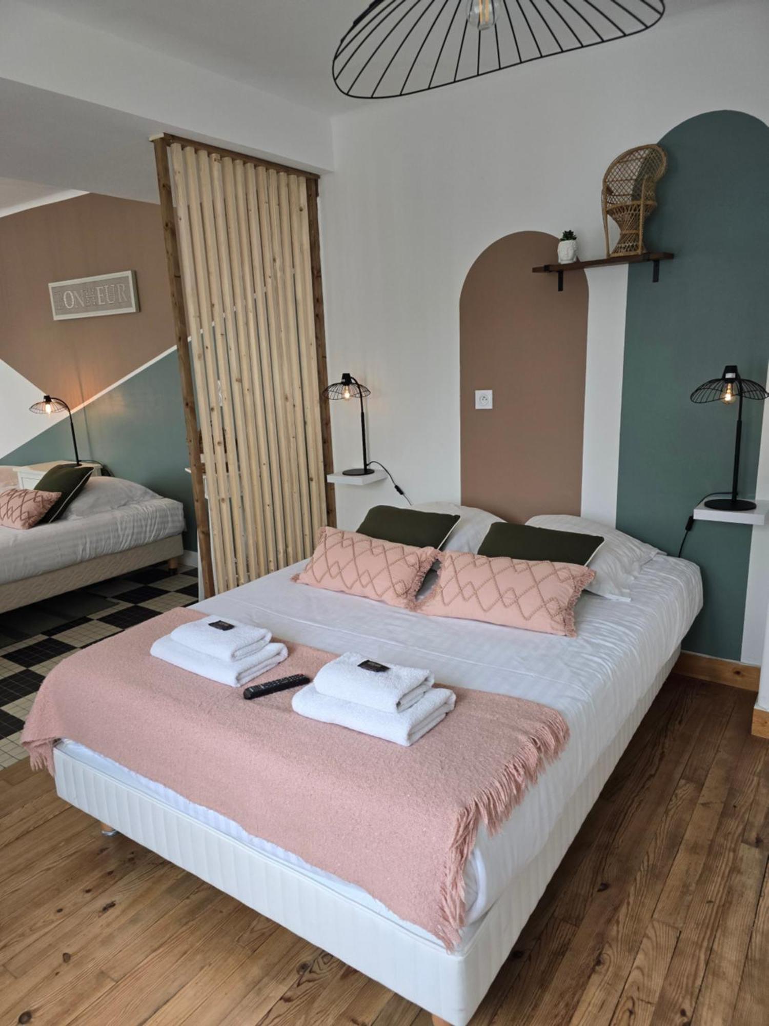 Hotel L'Ideal Le Mountbatten Arromanches-les-Bains Exteriér fotografie