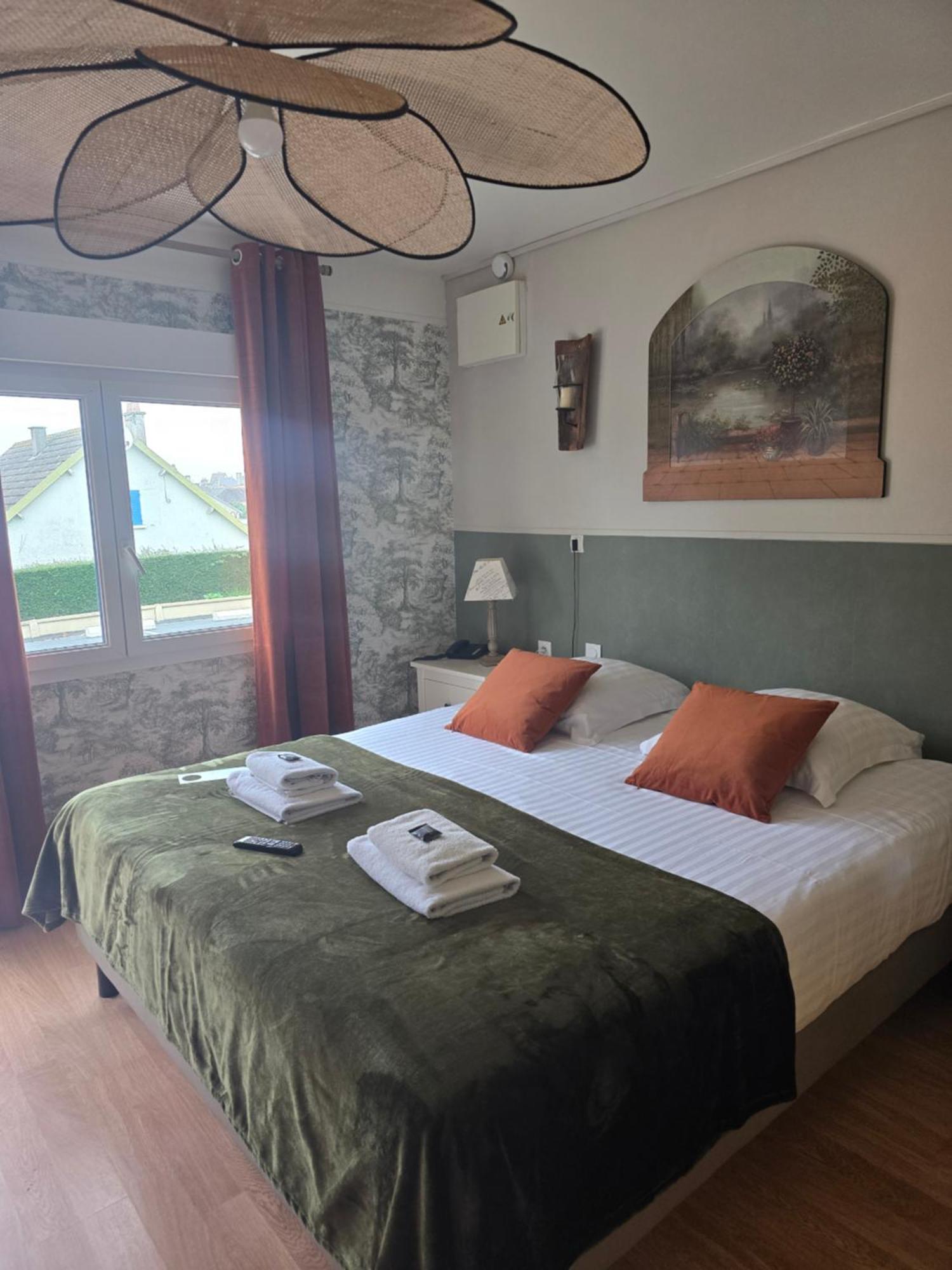 Hotel L'Ideal Le Mountbatten Arromanches-les-Bains Exteriér fotografie