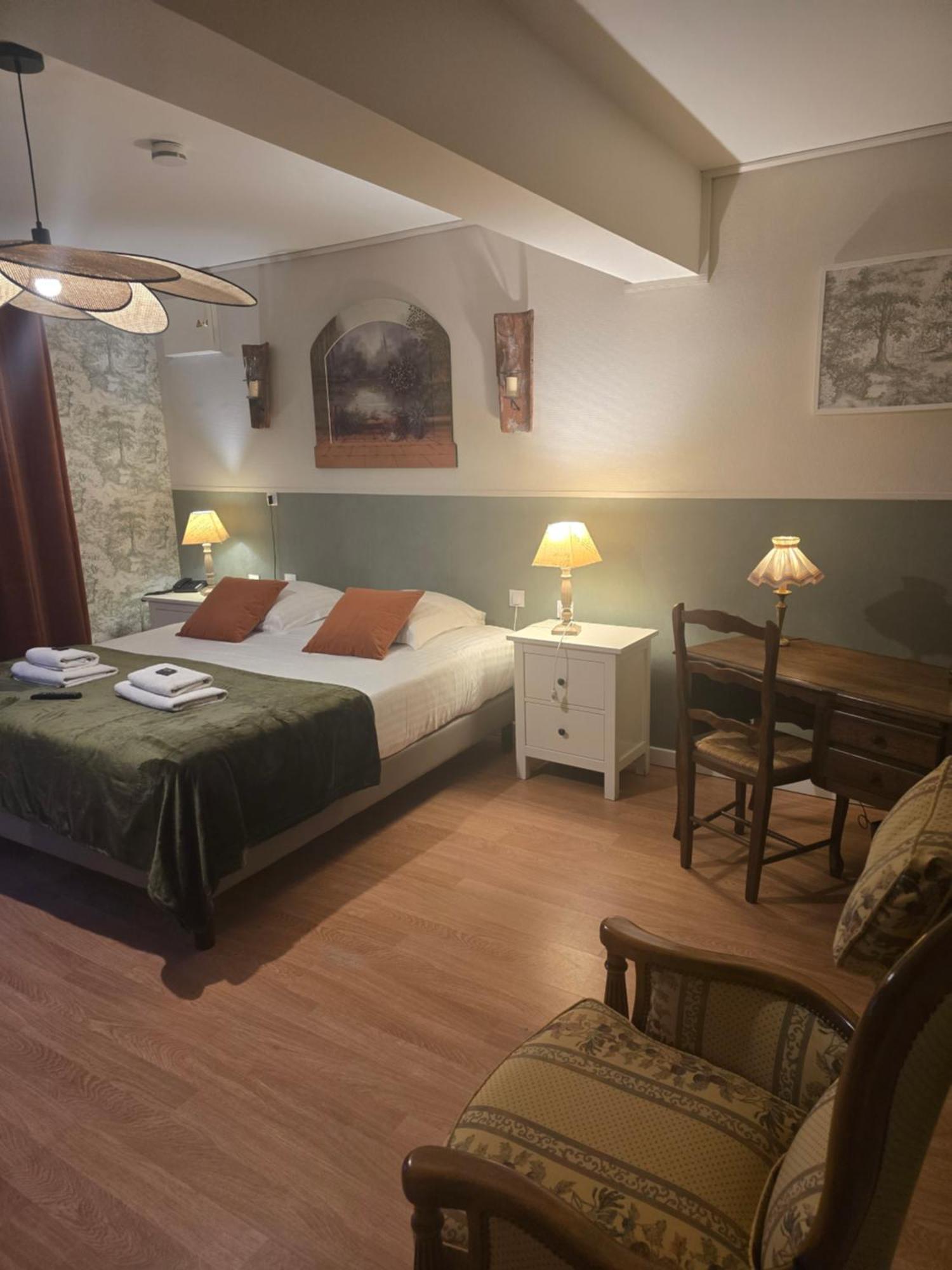 Hotel L'Ideal Le Mountbatten Arromanches-les-Bains Exteriér fotografie